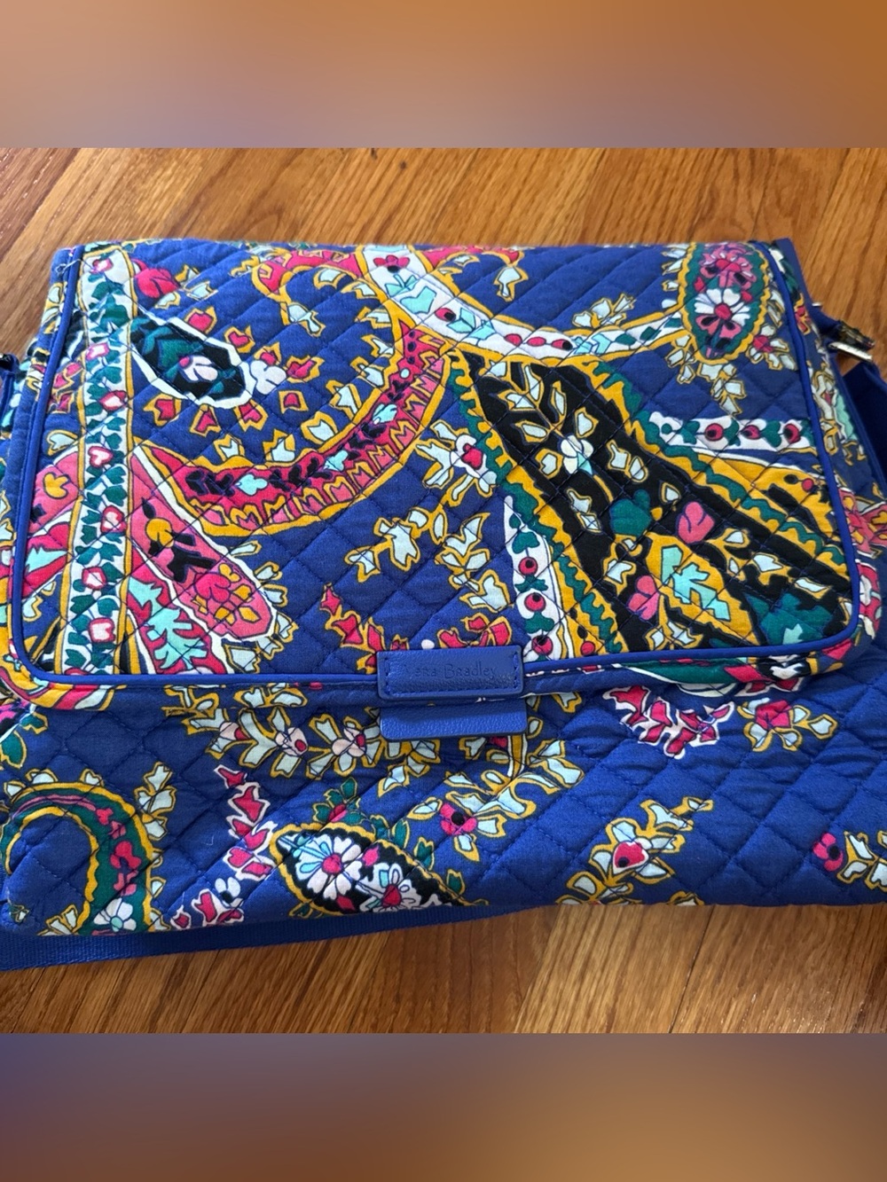 Vera Bradley Iconic Messenger Shoulder Bag In Romantic Paisley Print NWOT